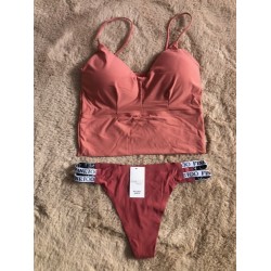 Set: Bustiera cupa burete + chilot tanga